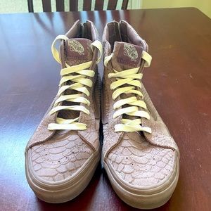 Vans Off The Wall suede leather snakeskin-like pattern,Sz. 9 women’s / 7.5 men’s